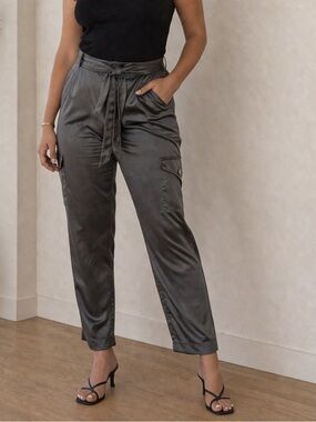 NWT White House Black Market Soft Satin Cargo Tapered Gray 14 Short Minimalism
